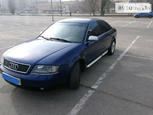 Audi A6 2000 года