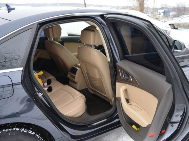 Audi A6 2012 року