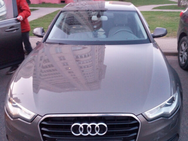Ауди А6 2013 року Audi A6 2013 року