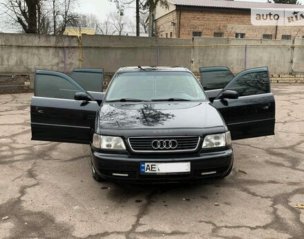 Audi A6 1995 года