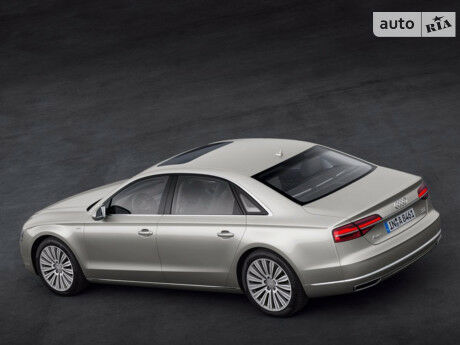 Ауди А8 2006 року Audi A8 2006 року