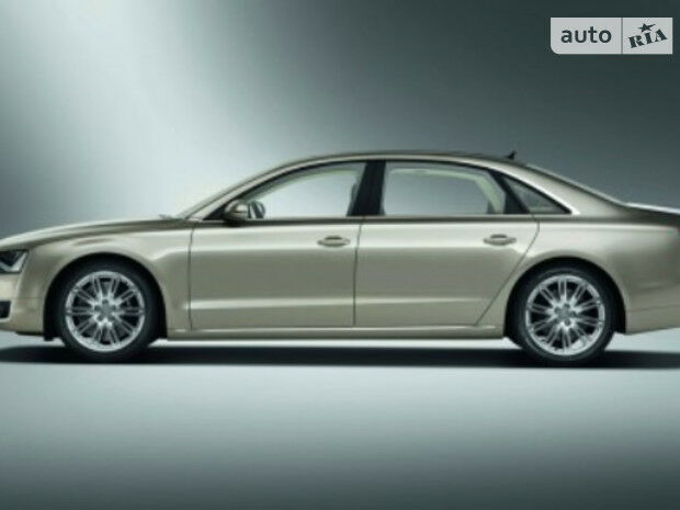 Ауди А8 2012 року Audi A8 2012 року