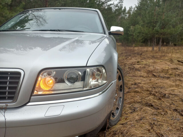 Audi A8 2001 года