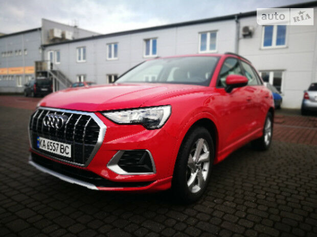 Audi Q3 2020 года