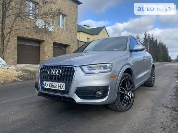 Audi Q3 2015 року