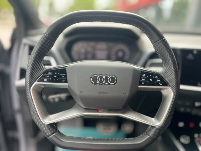 Audi Q4 Sportback e-tron 2023 года