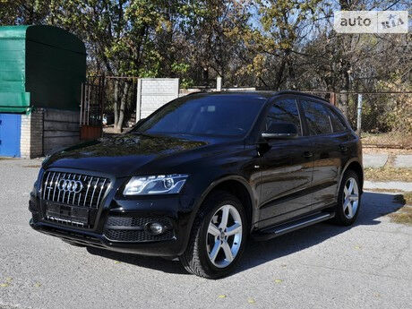 Audi Q5 2010 года