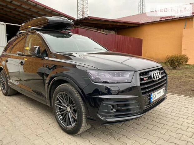 Audi Q7 2019 года