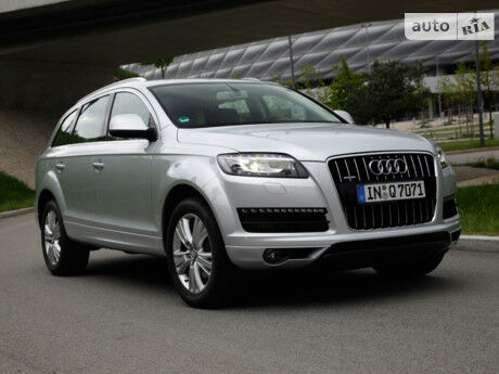 Audi Q7 2012 року