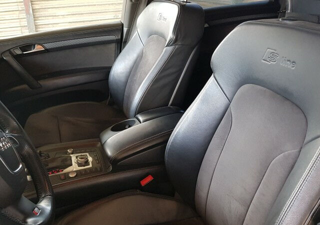 Audi Q7 2009 года
