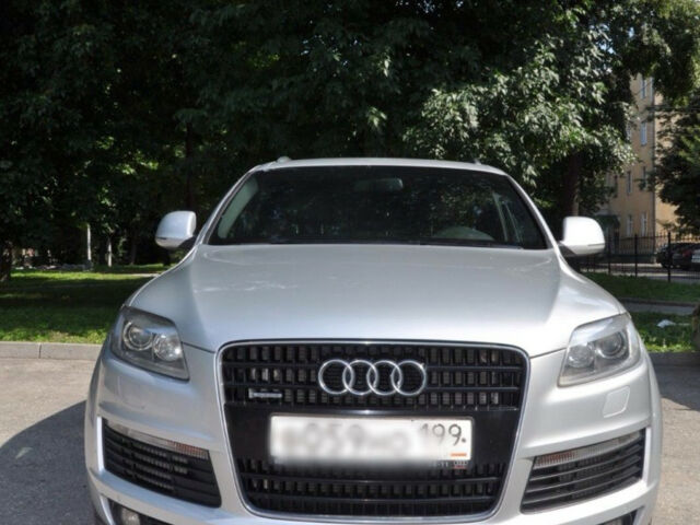 Audi Q7 2008 года