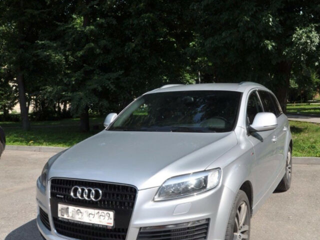 Audi Q7 2008 года