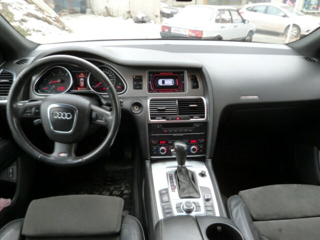 Audi Q7 2007 года