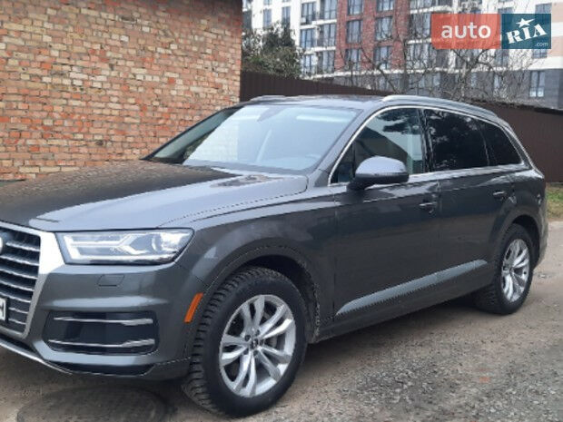 Audi Q7 2018 года