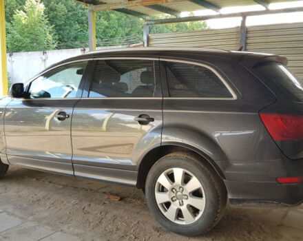 Audi Q7 2009 года