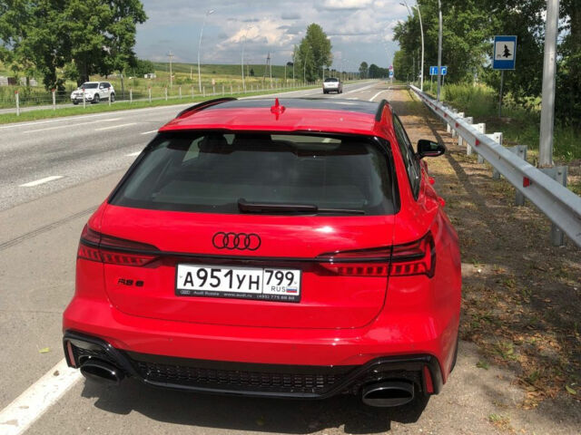 Audi RS6 2021 года