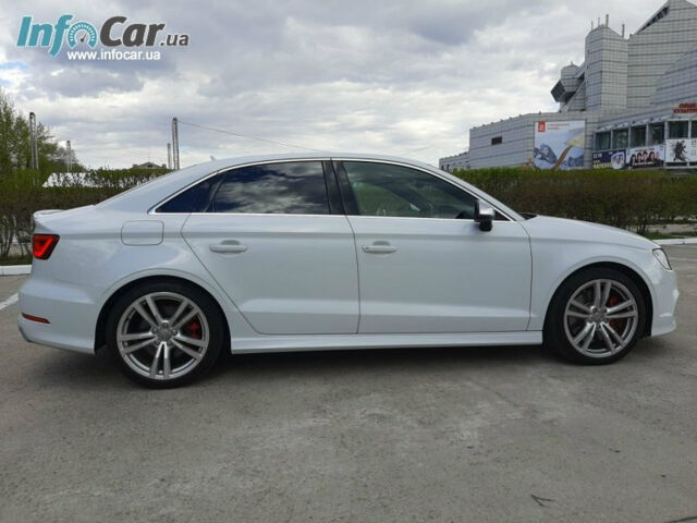 Audi S3 2015 года