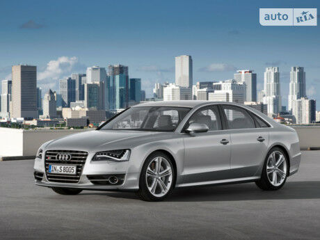 Ауди С8 2001 року Audi S8 2001 року