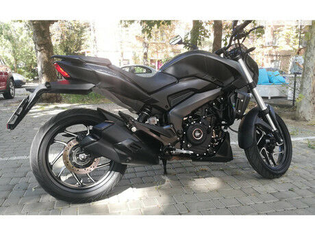 Bajaj Dominar 2019 року