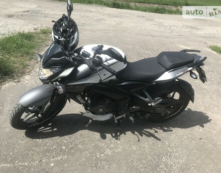 Фото на відгук з оцінкою 4.6   про авто Bajaj Pulsar NS200 2019 року випуску від автора “Роман” з текстом: Брал мот как первый, очень понравился, легкий в управлении, с малым расходом, рекомендую.