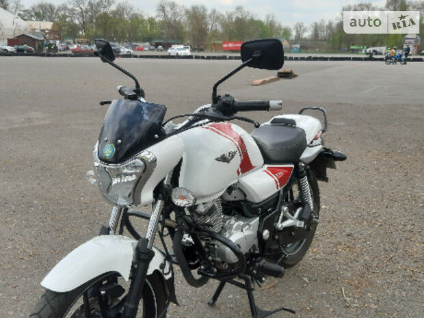 Баджадж null 2017 року Bajaj Vikrant 2017 року