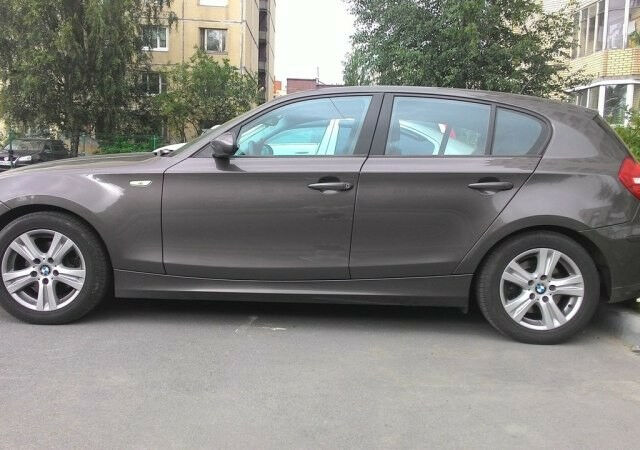 BMW 1 Series 2008 года