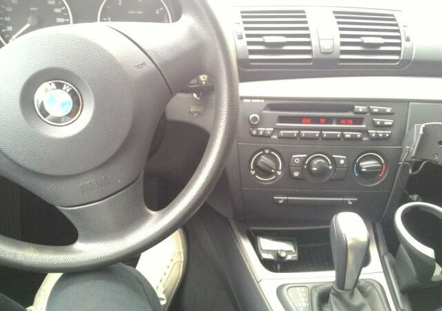 BMW 1 Series 2008 года