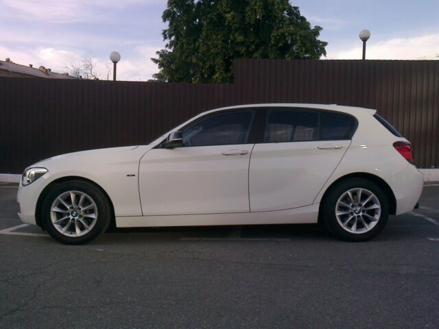 БМВ 1 Серия 2012 года BMW 1 Series 2012 года