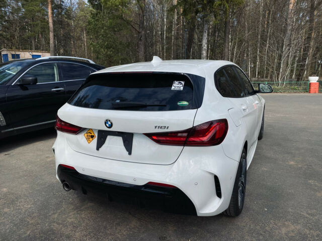 BMW 1 Series 2019 года