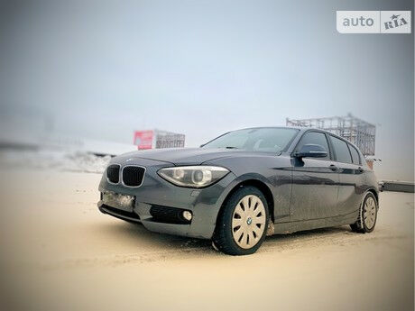 BMW 116 2012 года