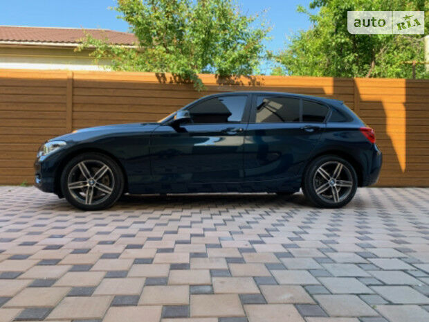 BMW 118 2016 года