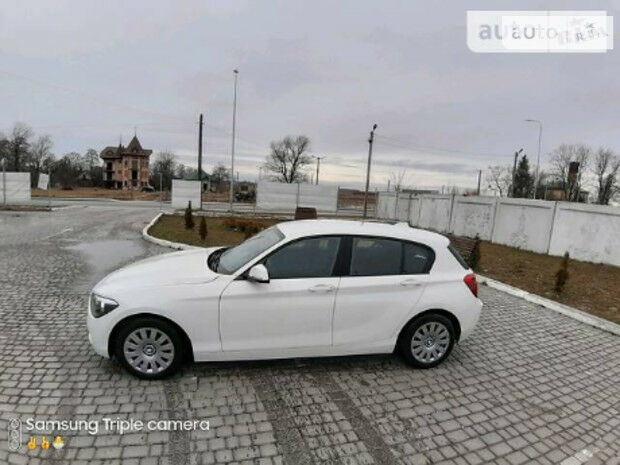 BMW 118 2012 года