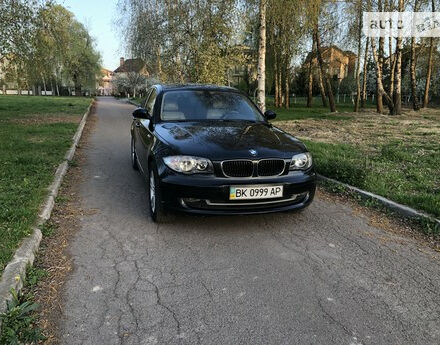 Фото на відгук з оцінкою 5   про авто BMW 120 2007 року випуску від автора “Андрей” з текстом: Машина супер. Пересев с пятерки Е60 ниразу не жалел! Машина настроение... Дизель рулит во всех см...