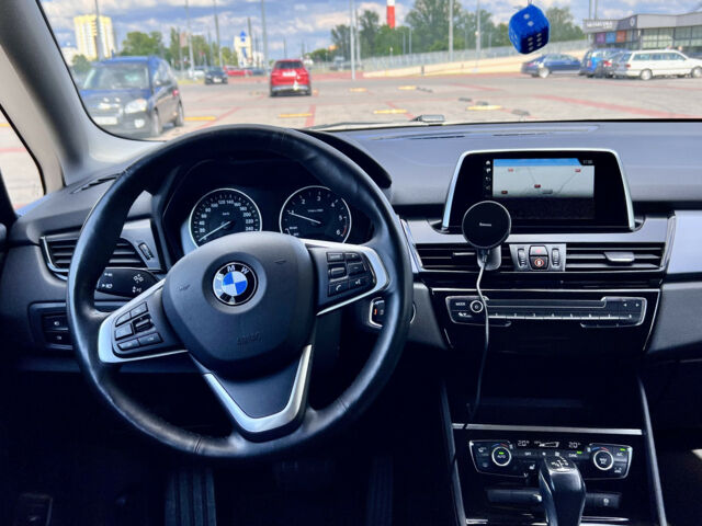 БМВ 2 Серия 2017 року BMW 2 Series 2017 року