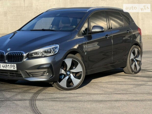 BMW 2 Series 2018 года