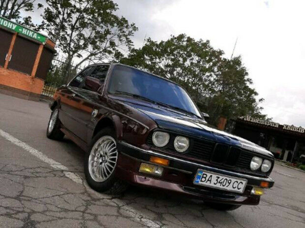 BMW 3 Series 1986 года