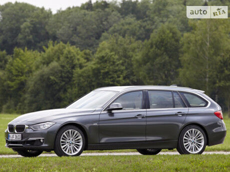 БМВ 3 Серия 2012 года BMW 3 Series 2012 года
