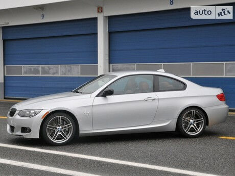 БМВ 3 Серия 2007 года BMW 3 Series 2007 года