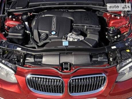 БМВ 3 Серия 1991 года BMW 3 Series 1991 года