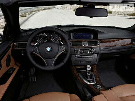 BMW 3 Series 2001 року