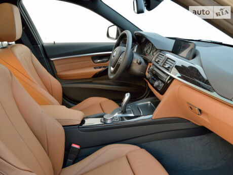 БМВ 3 Серия 2006 року BMW 3 Series 2006 року