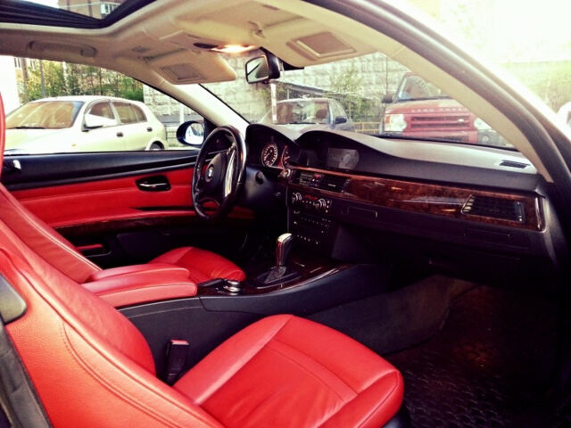 BMW 3 Series 2007 года