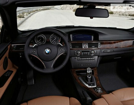 Фото на отзыв с оценкой 5 о BMW 3 Series 2001 году выпуска от автора "" с текстом: Давно езжу на BMW - это самая лучшая. Управляемый, скоростной седан для комфортной езды как в гро...