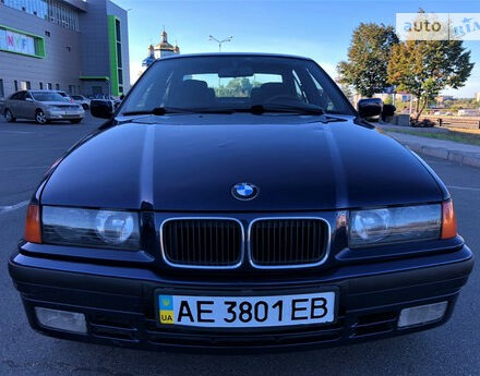 BMW 316 1993 года