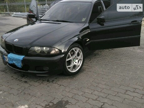 BMW 318 1999 року