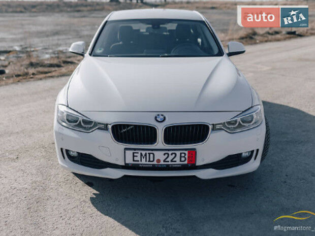 BMW 318 2014 года