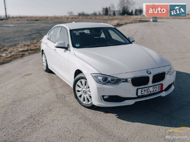 BMW 318 2014 года
