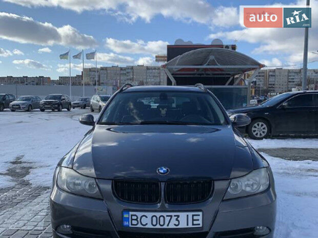 BMW 318 2007 года