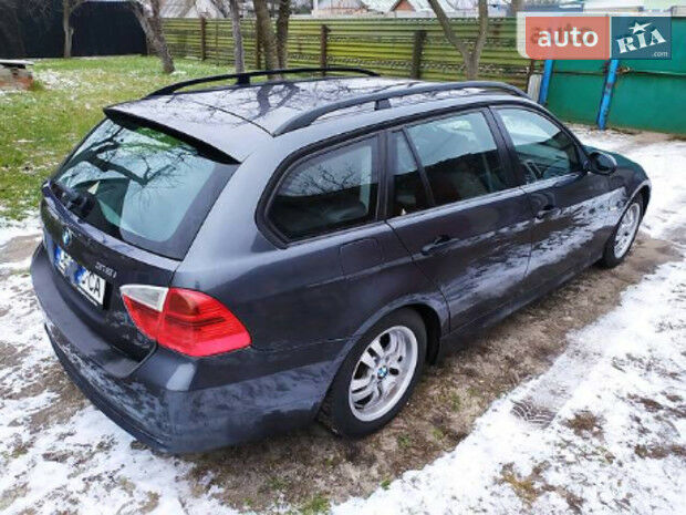 BMW 318 2007 года
