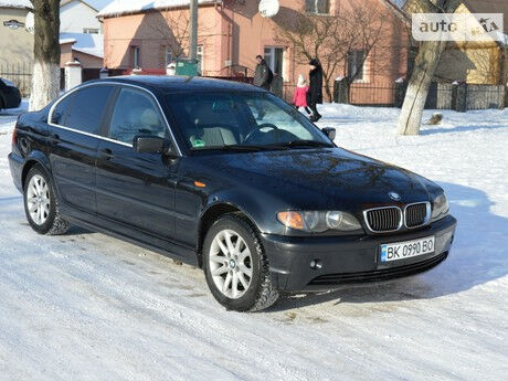 BMW 318 2004 года